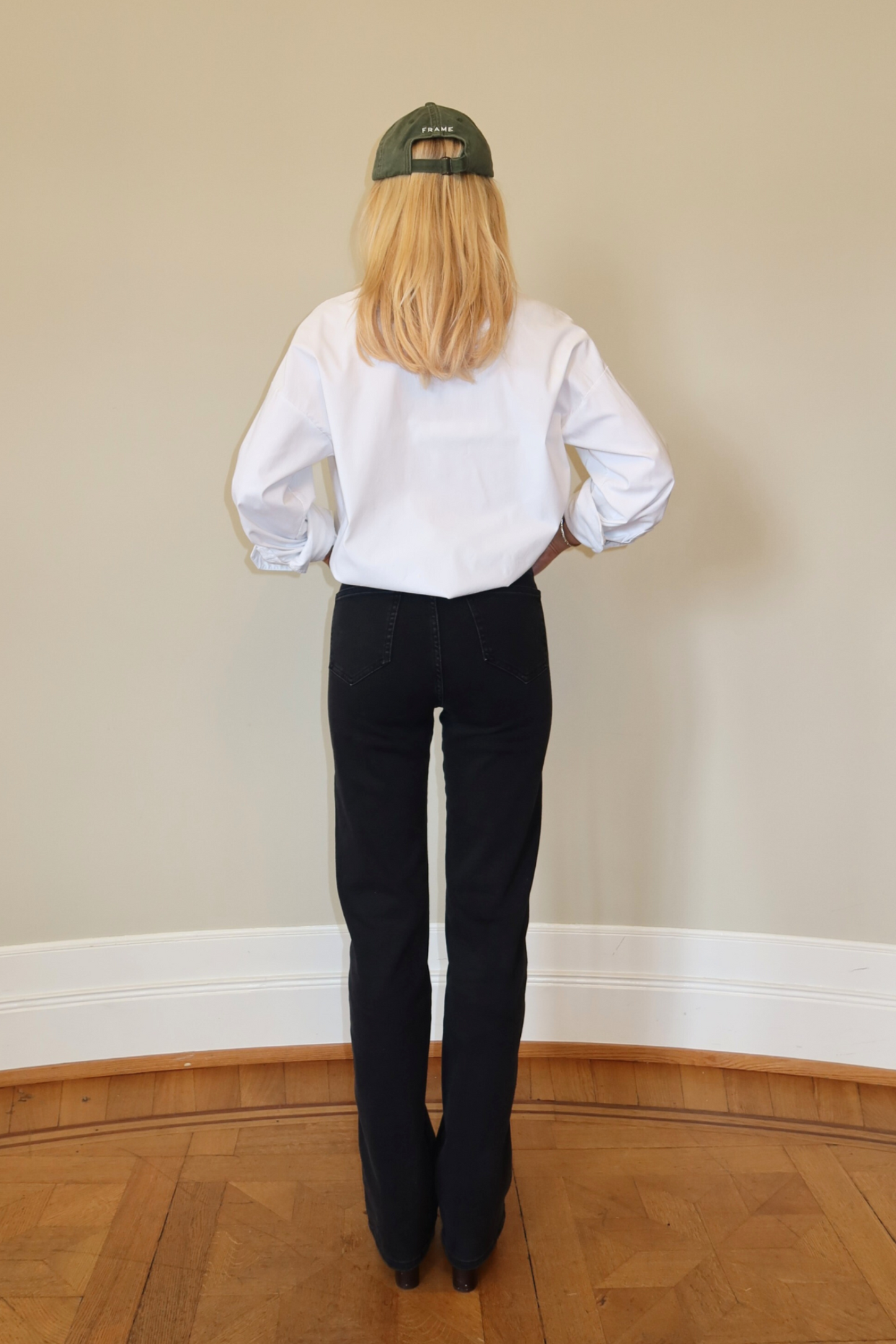 Everyday Straight Jeans - Washed black