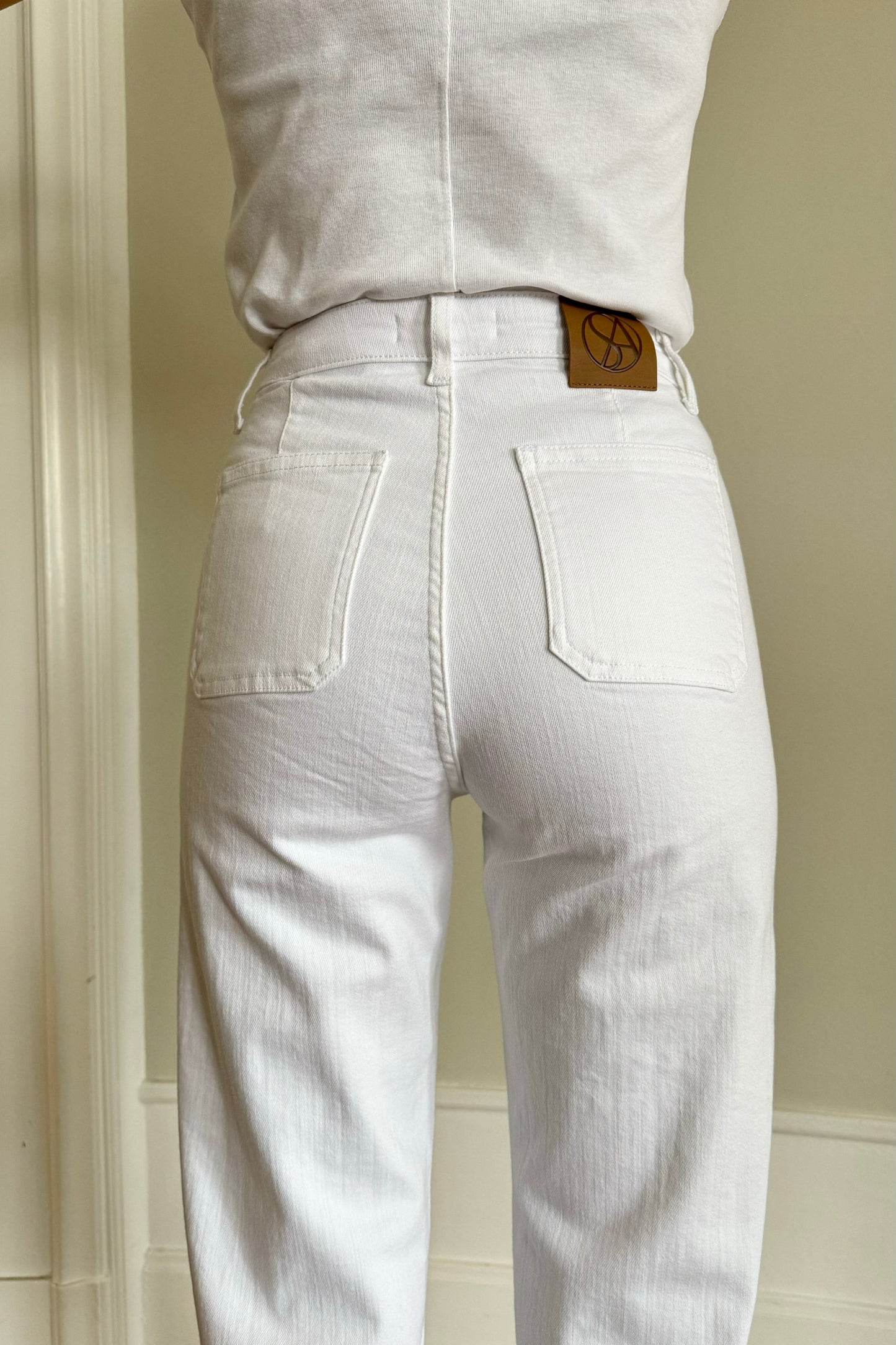 Wide Flared Stretch Jeans - White