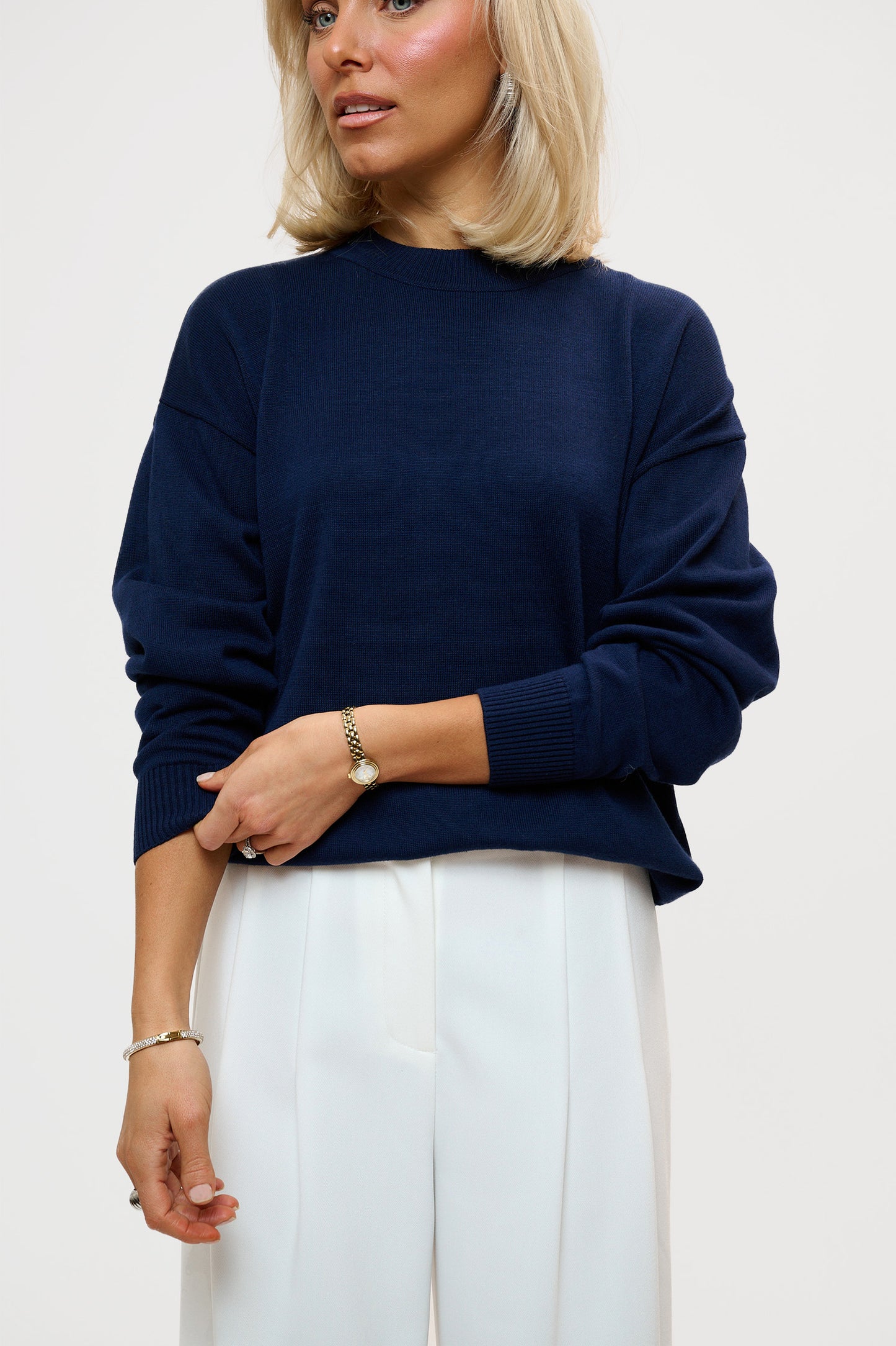 Thin Knitted Sweater - Navy