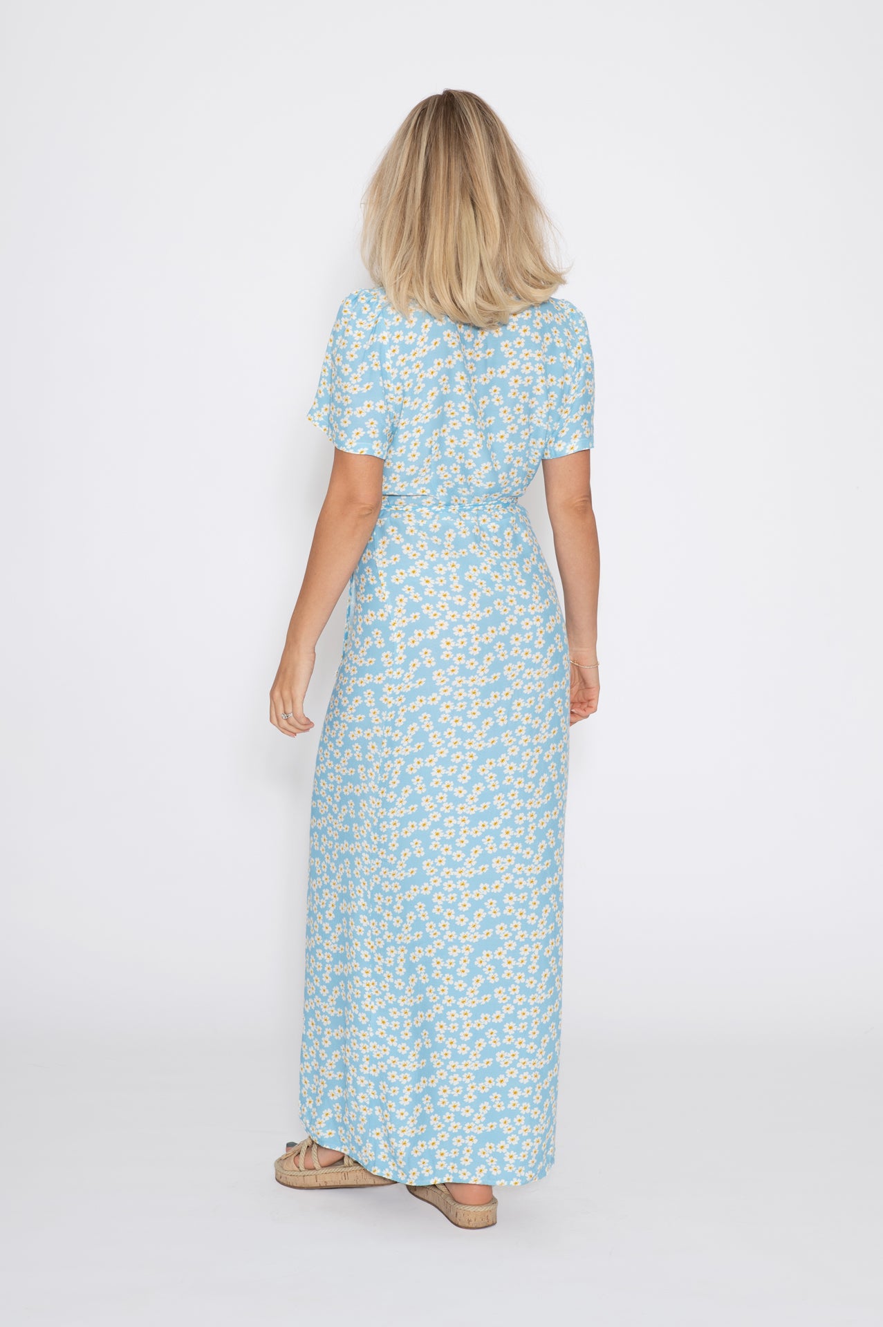 Floral Dress - Blue - Sannealexandra - Model:Sanne