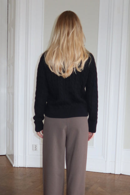 Signature Cable Sweater - Black
