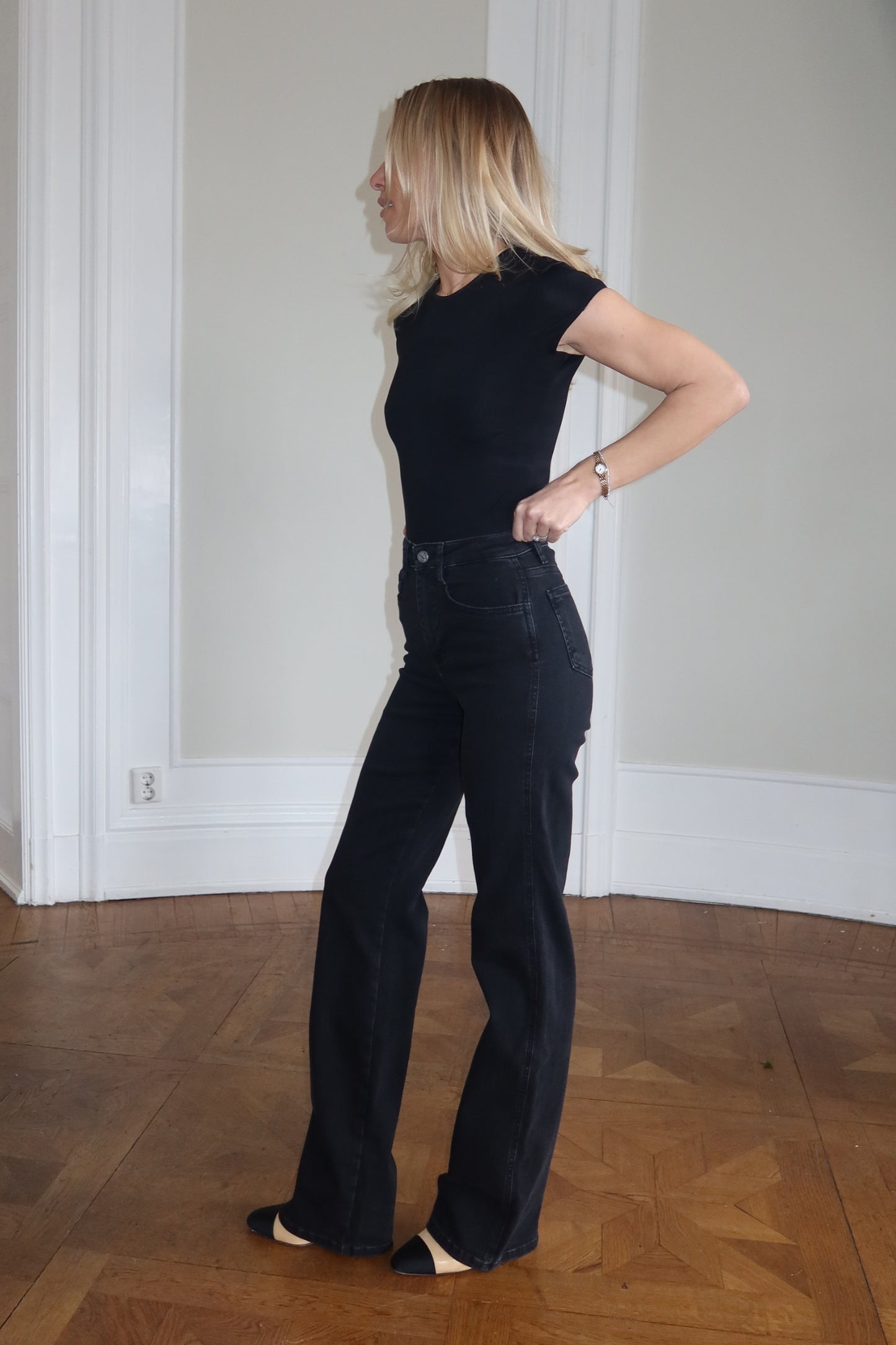 Everyday Straight Jeans - Washed black