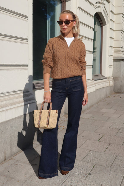 Signature Cable Sweater - Camel