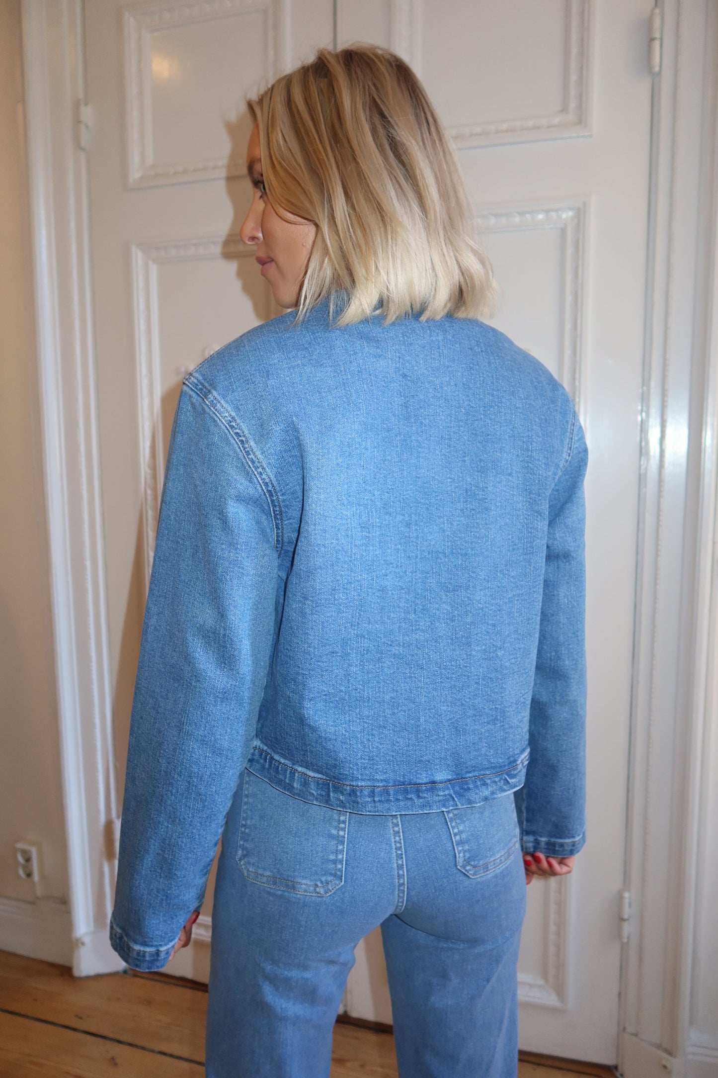 Detailed Button Jeans Jacket - Blue