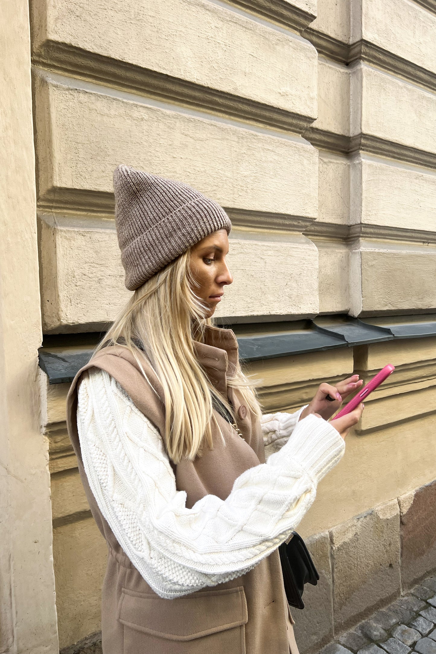 Classic Beanie - Beige