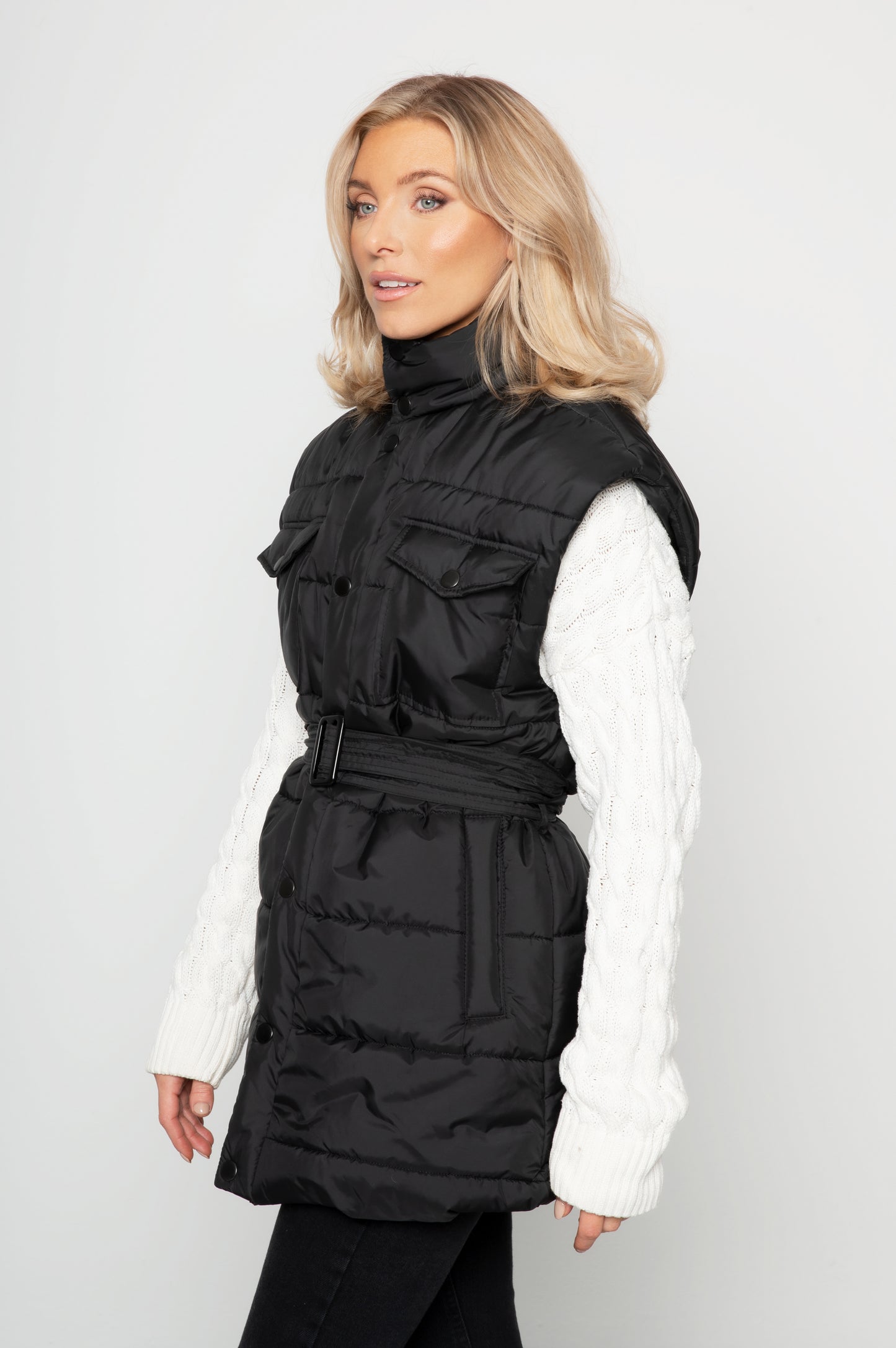 Puffer Vest - Sannealexandra - Model:Sanne